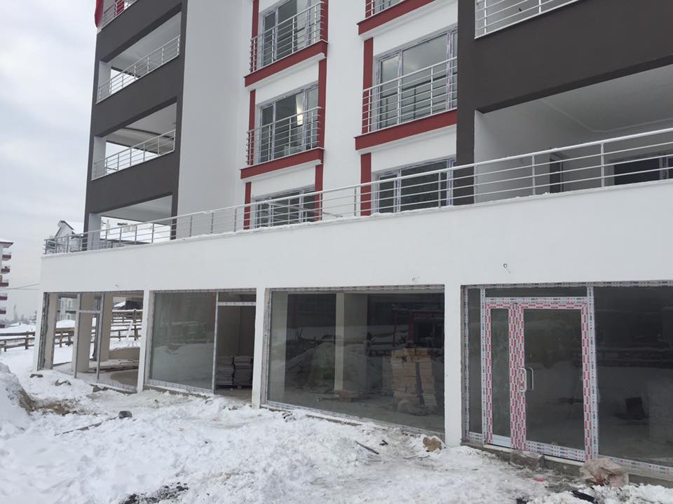 tunç cam balkon ankara geneline hizmet vermektedir.